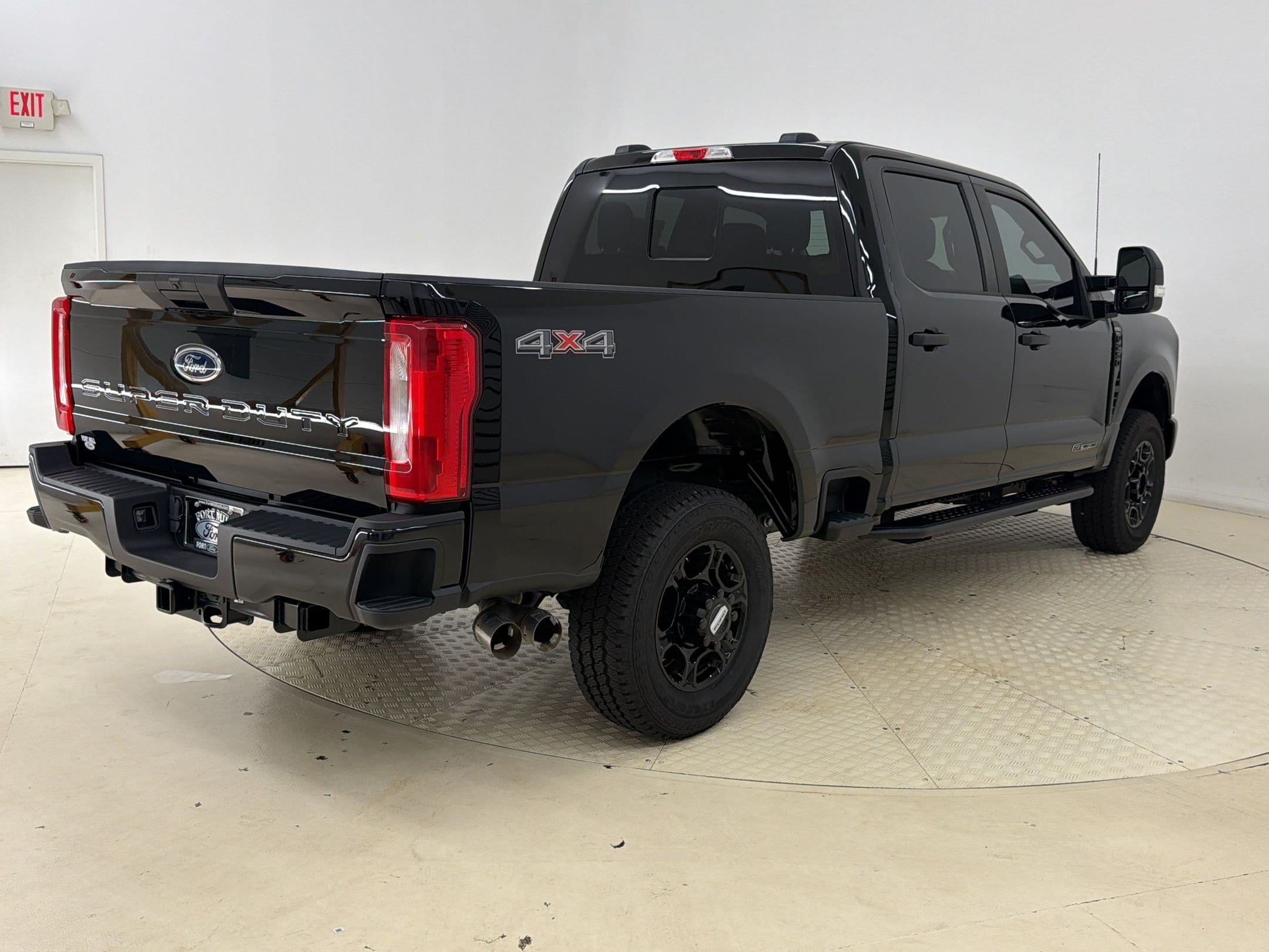2026 Ford F-250 Super Duty XL - Photo 9
