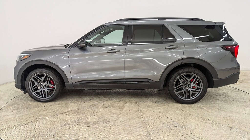 Certified 2025 Ford Explorer ST-Line SUV