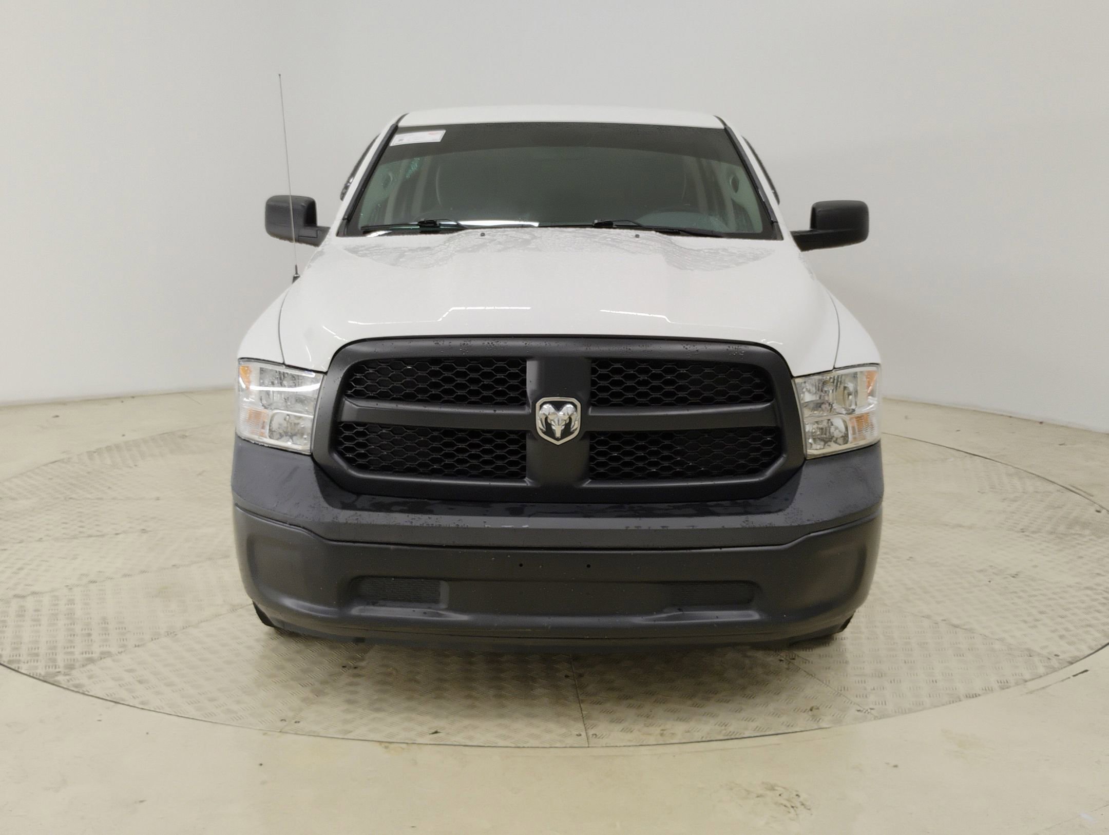 2018 Ram 1500 Tradesman photo 4