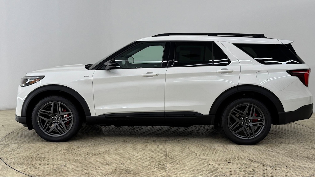 New 2025 Ford Explorer ST-Line SUV