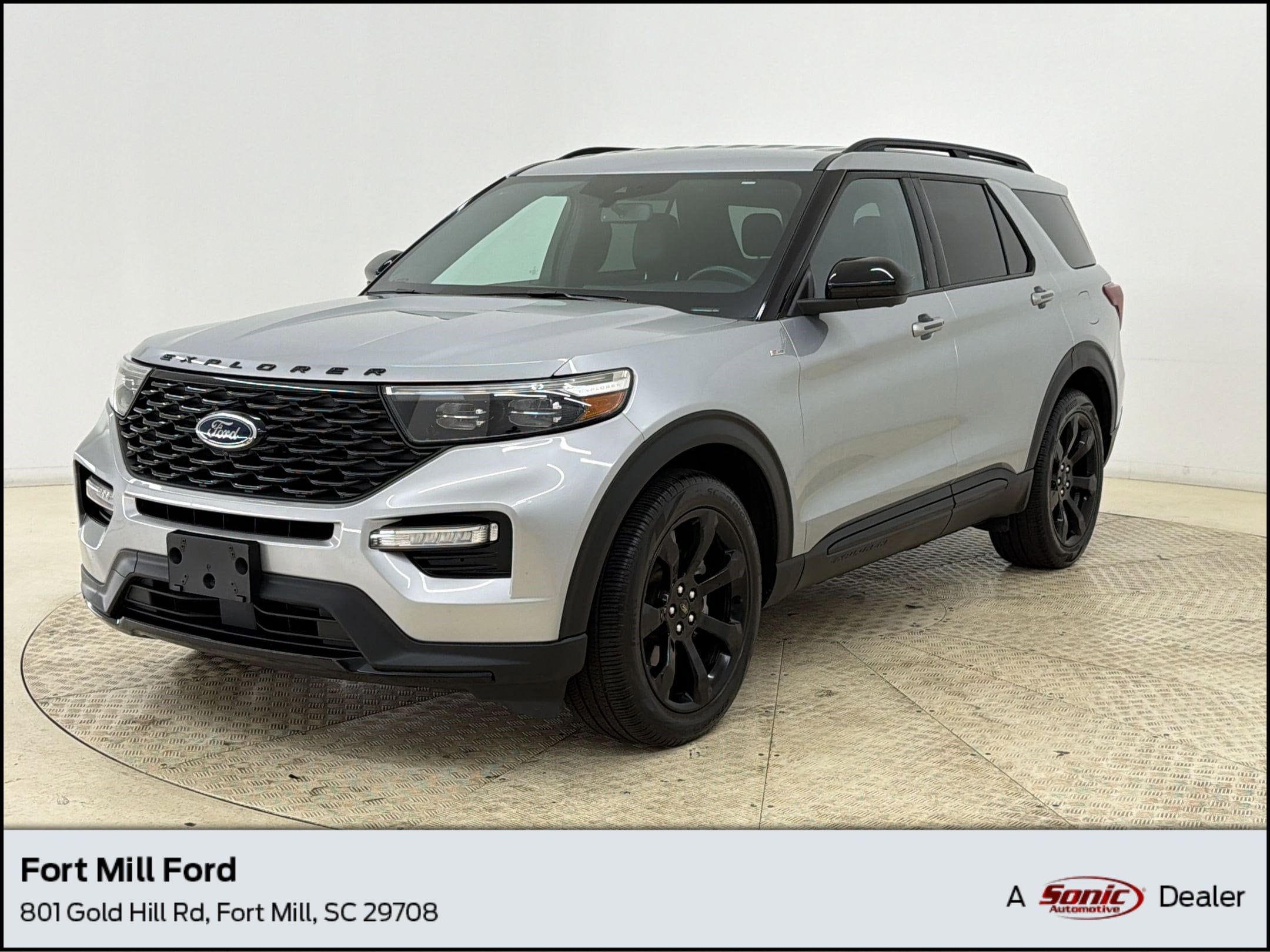 2023 Ford Explorer ST-LINE RWD's photo