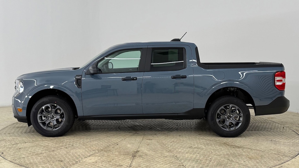 New 2025 Ford Maverick XLT Truck SuperCrew