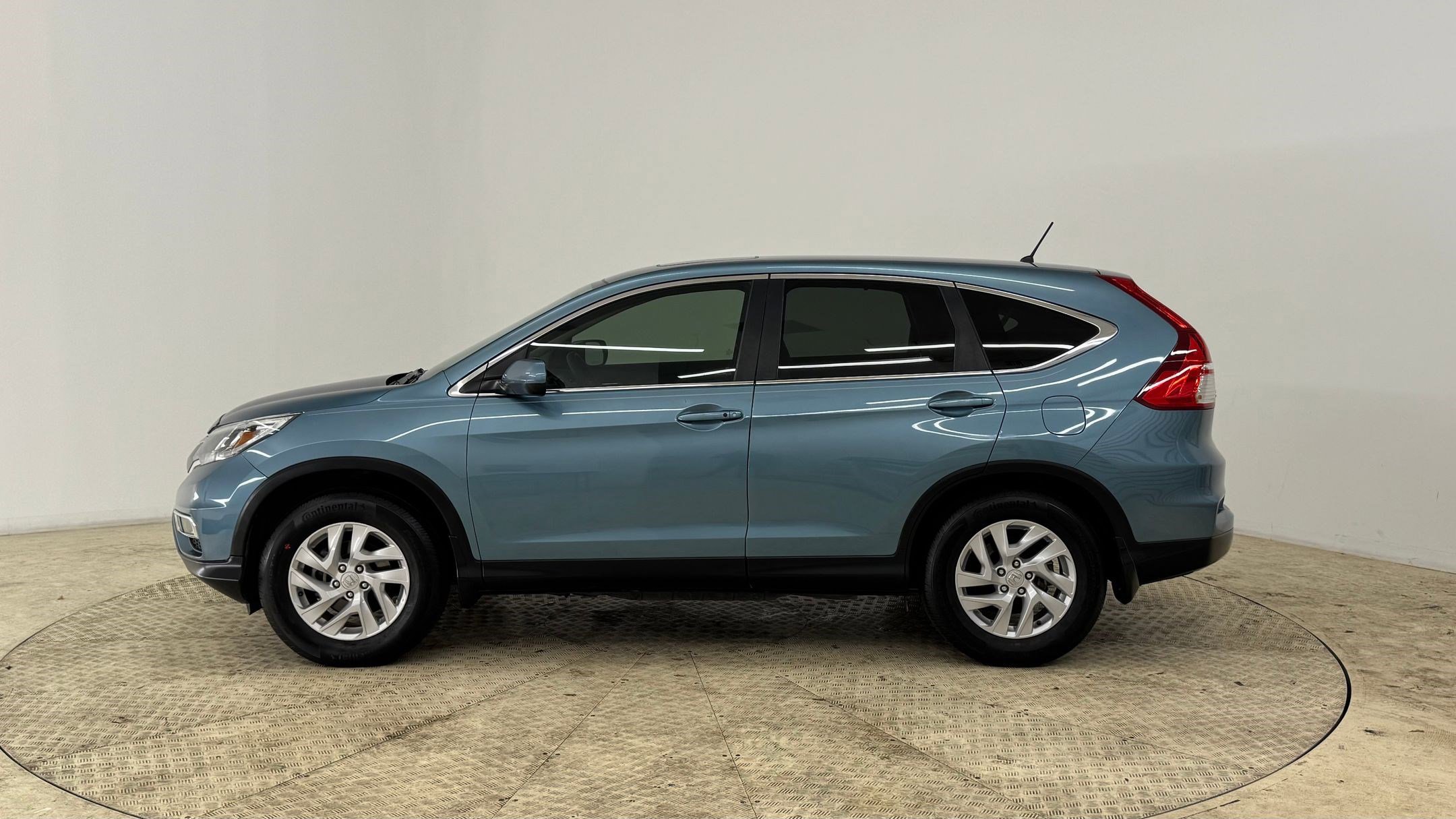 2015 Honda CR-V EX photo 2