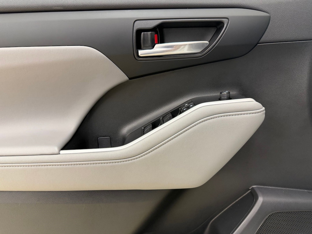 Certified 2023 Toyota Highlander XLE SUV