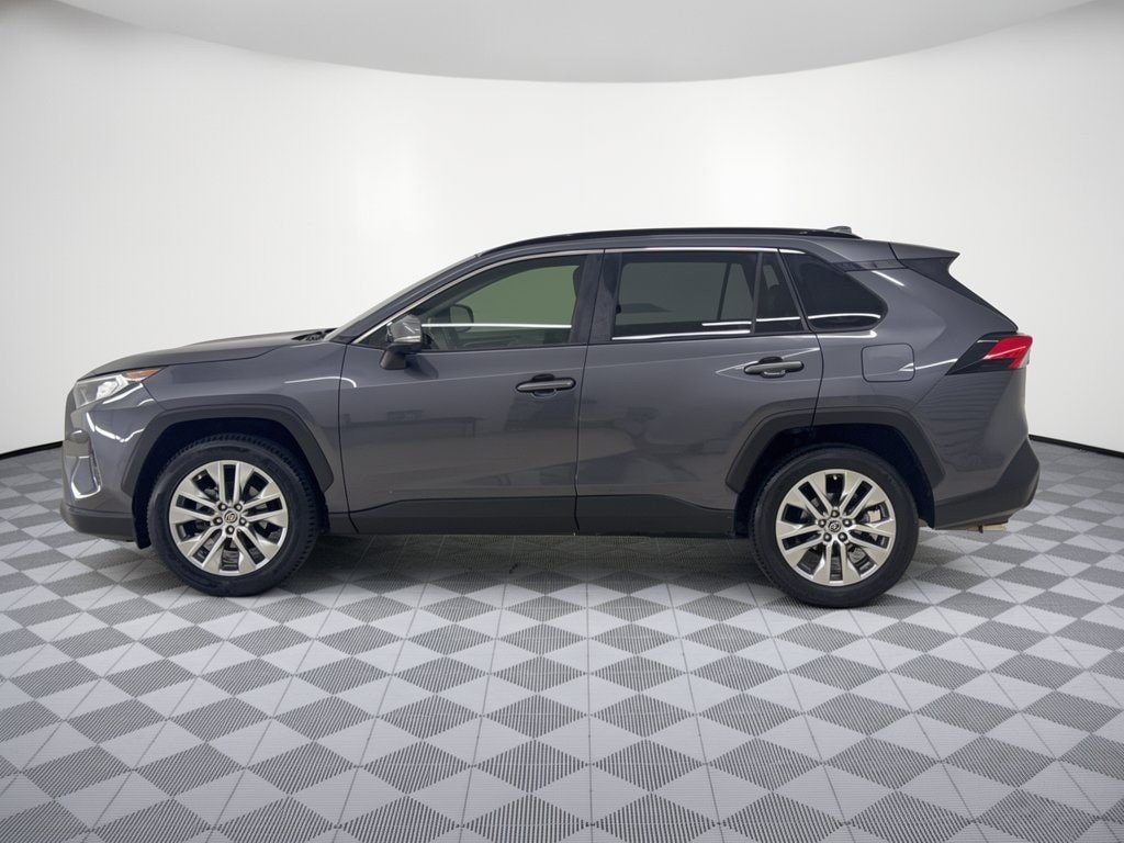 Used 2019 Toyota RAV4 XLE Premium with VIN JTMC1RFV7KD034949 for sale in Fort Mill, SC