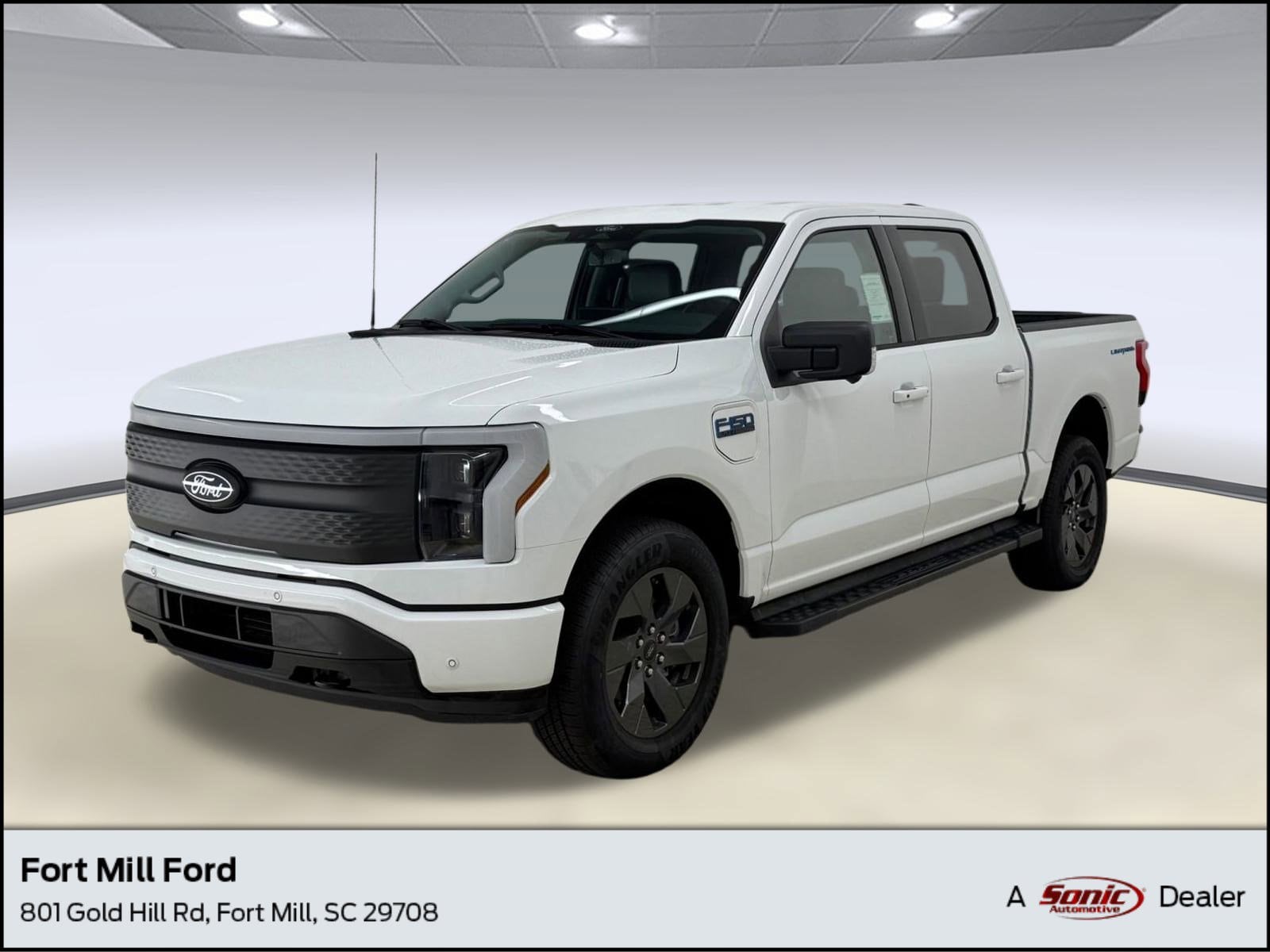2025 Ford F-150 Lightning Flash's photo
