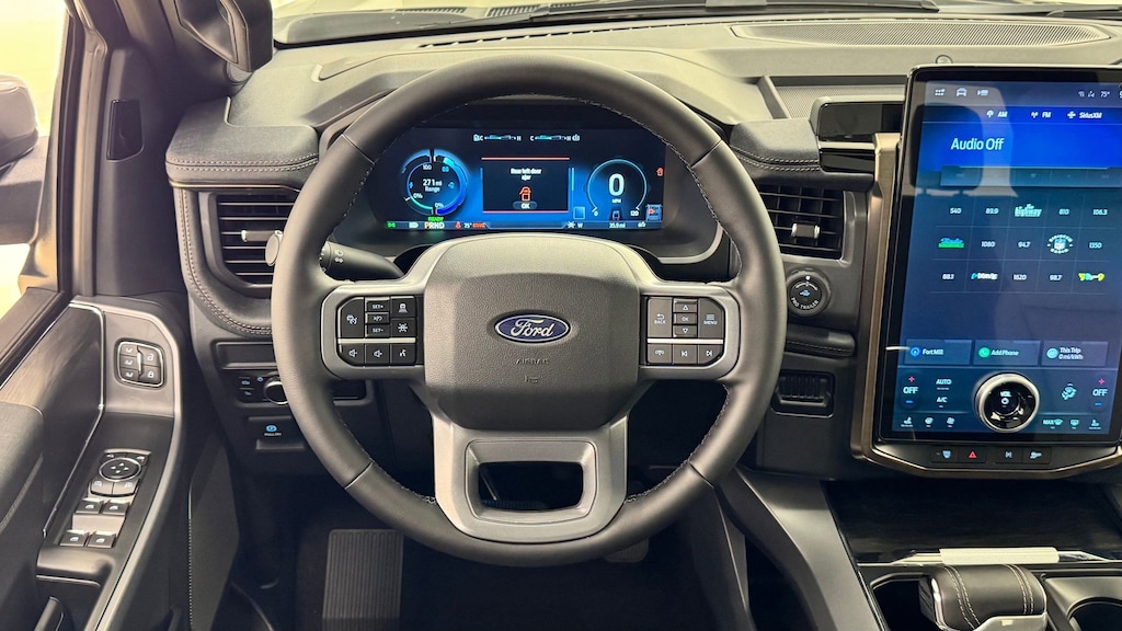 New 2025 Ford F-150 Lightning LARIAT Truck SuperCrew Cab