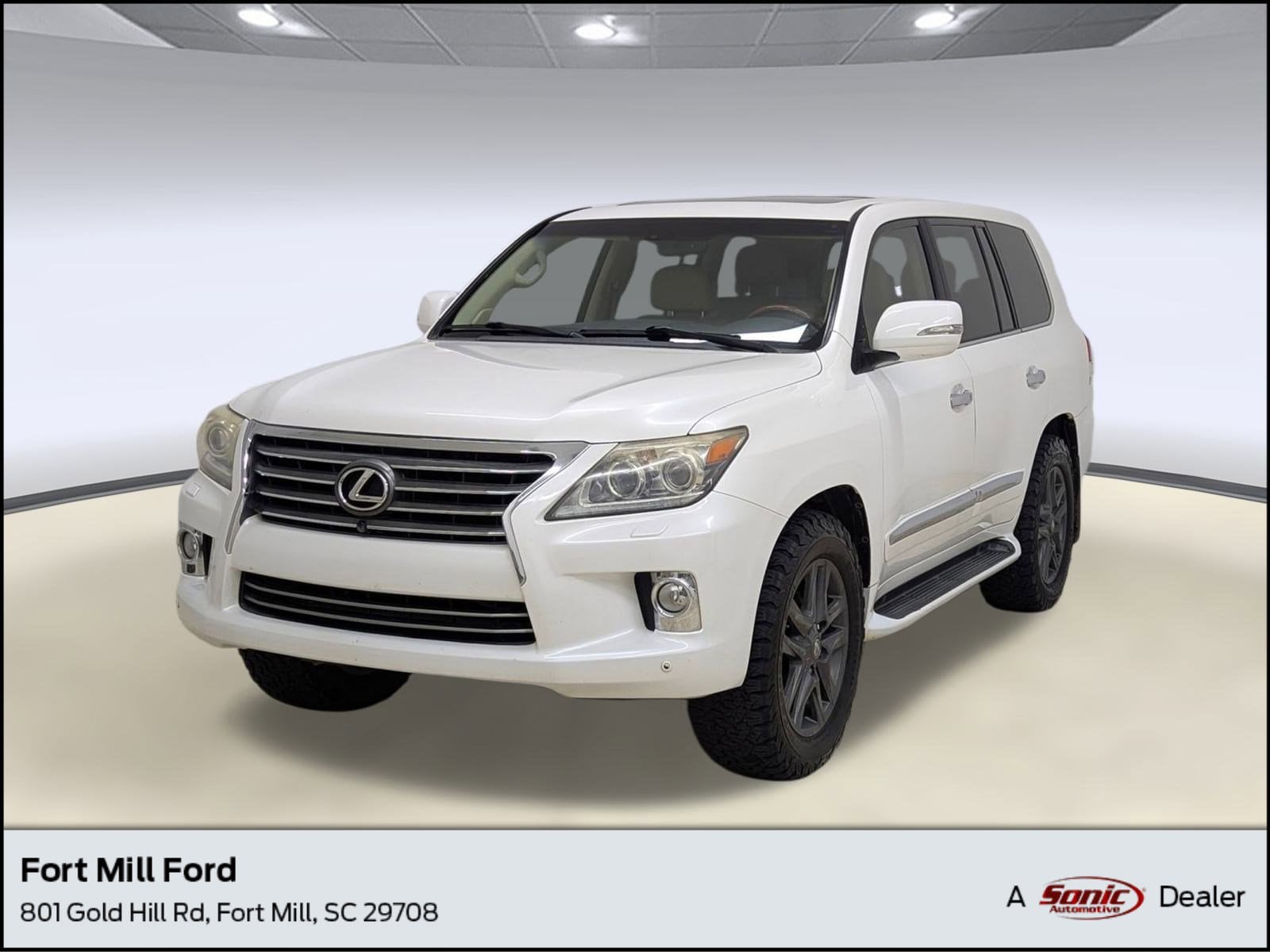 2013 Lexus LX 570's photo