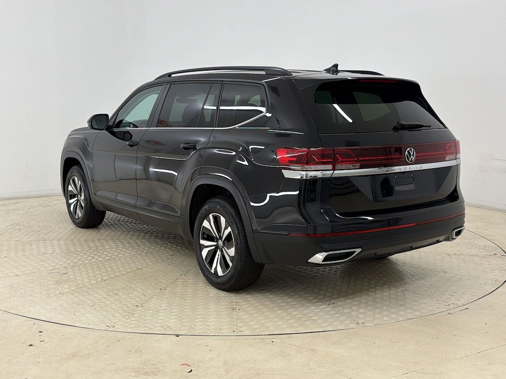 Used 2026 Volkswagen Atlas 2.0T SE SUV