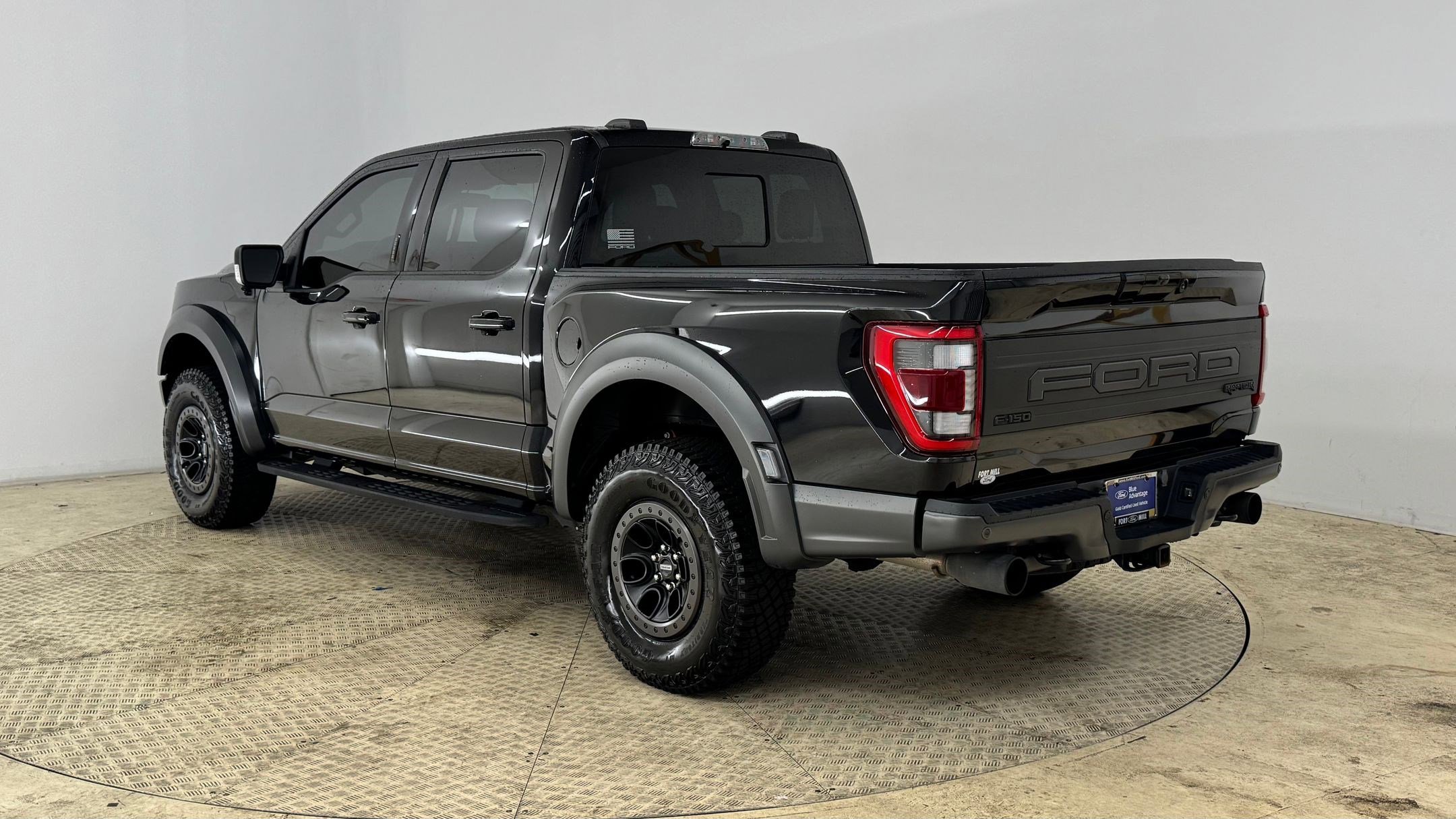 2023 Ford F-150 Raptor photo 3