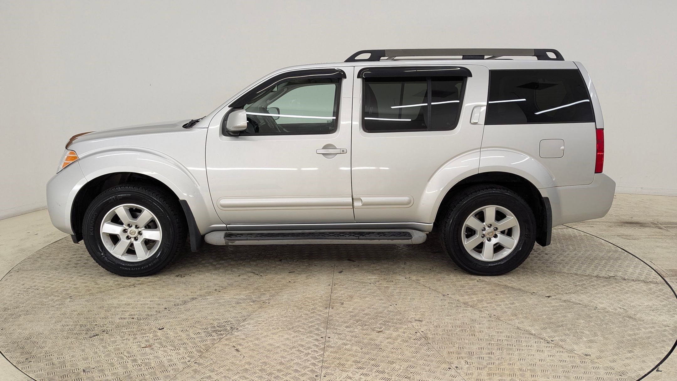 Used 2012 Nissan Pathfinder SV with VIN 5N1AR1NNXCC640669 for sale in Fort Mill, SC