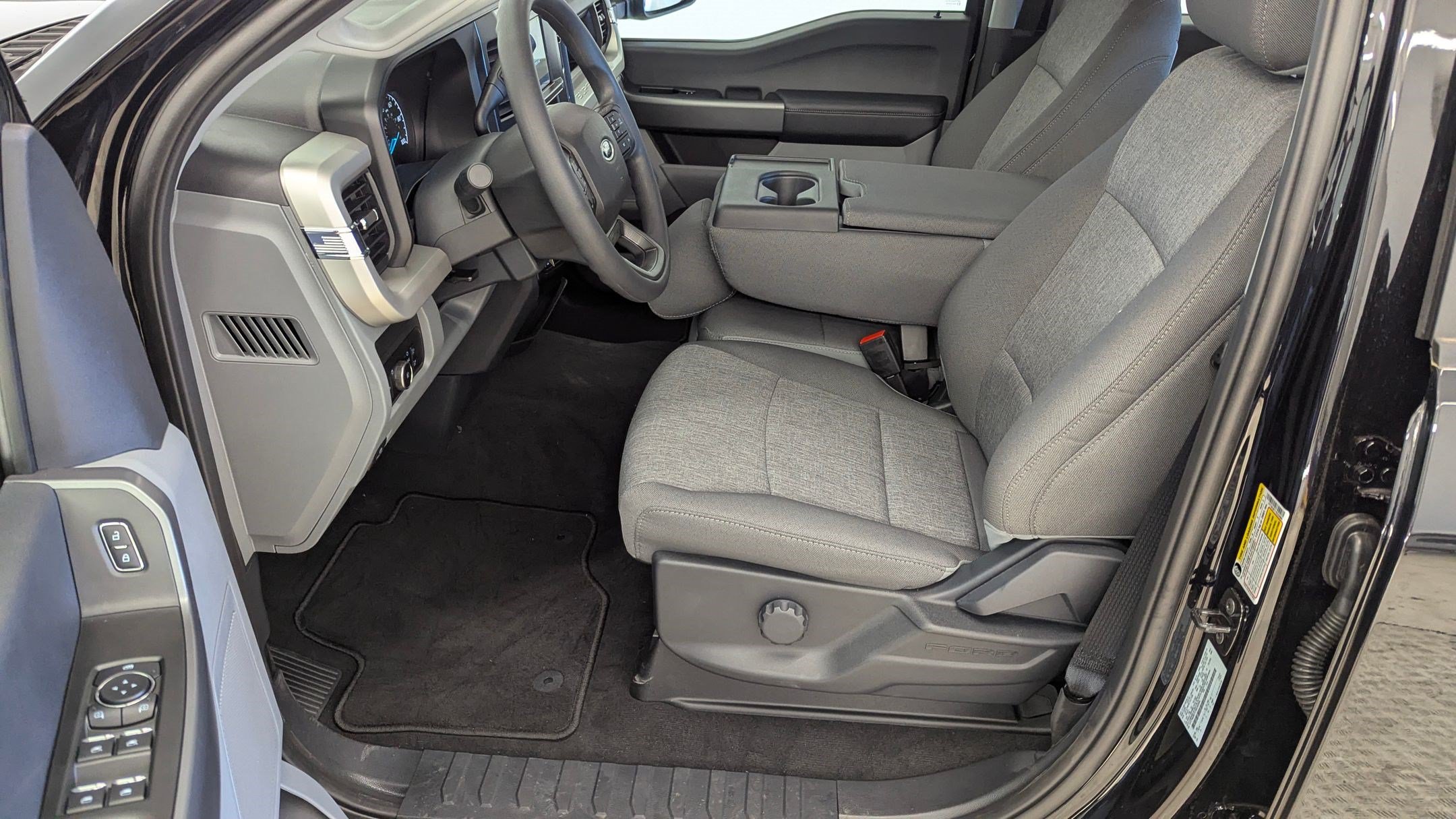 2026 Ford F-250 Super Duty XL - Photo 5