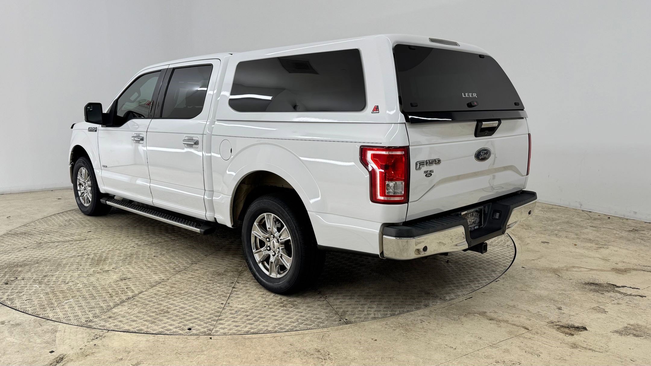 2015 Ford F-150 XLT photo 3