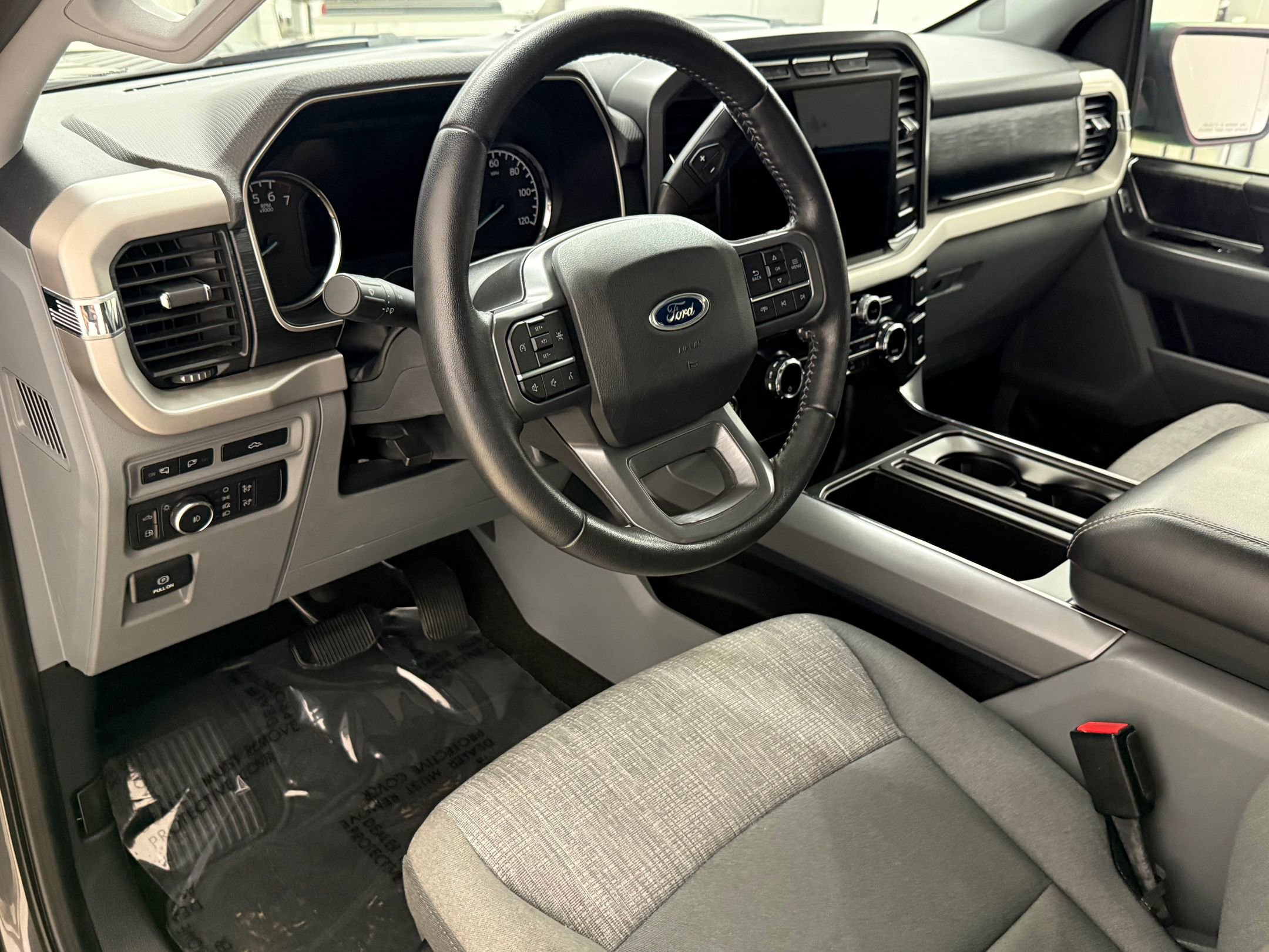 2021 Ford F-150 XLT photo 4