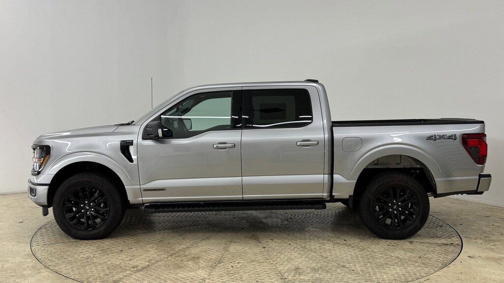 New 2025 Ford F-150 XLT Truck SuperCrew Cab
