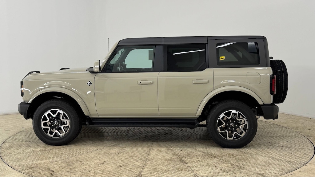 New 2025 Ford Bronco Outer Banks SUV