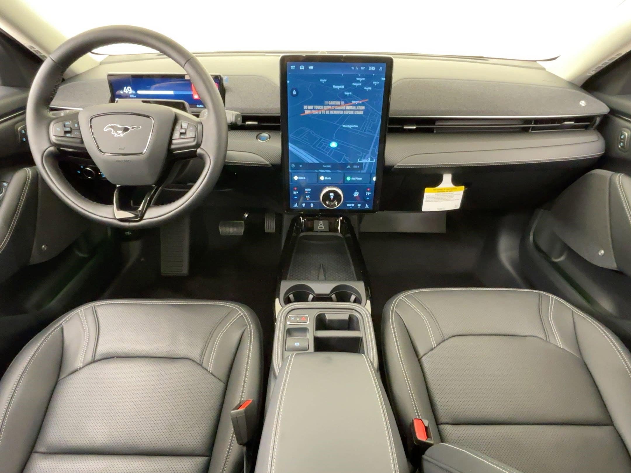 2025 Ford Mustang Mach-E Premium - Photo 14