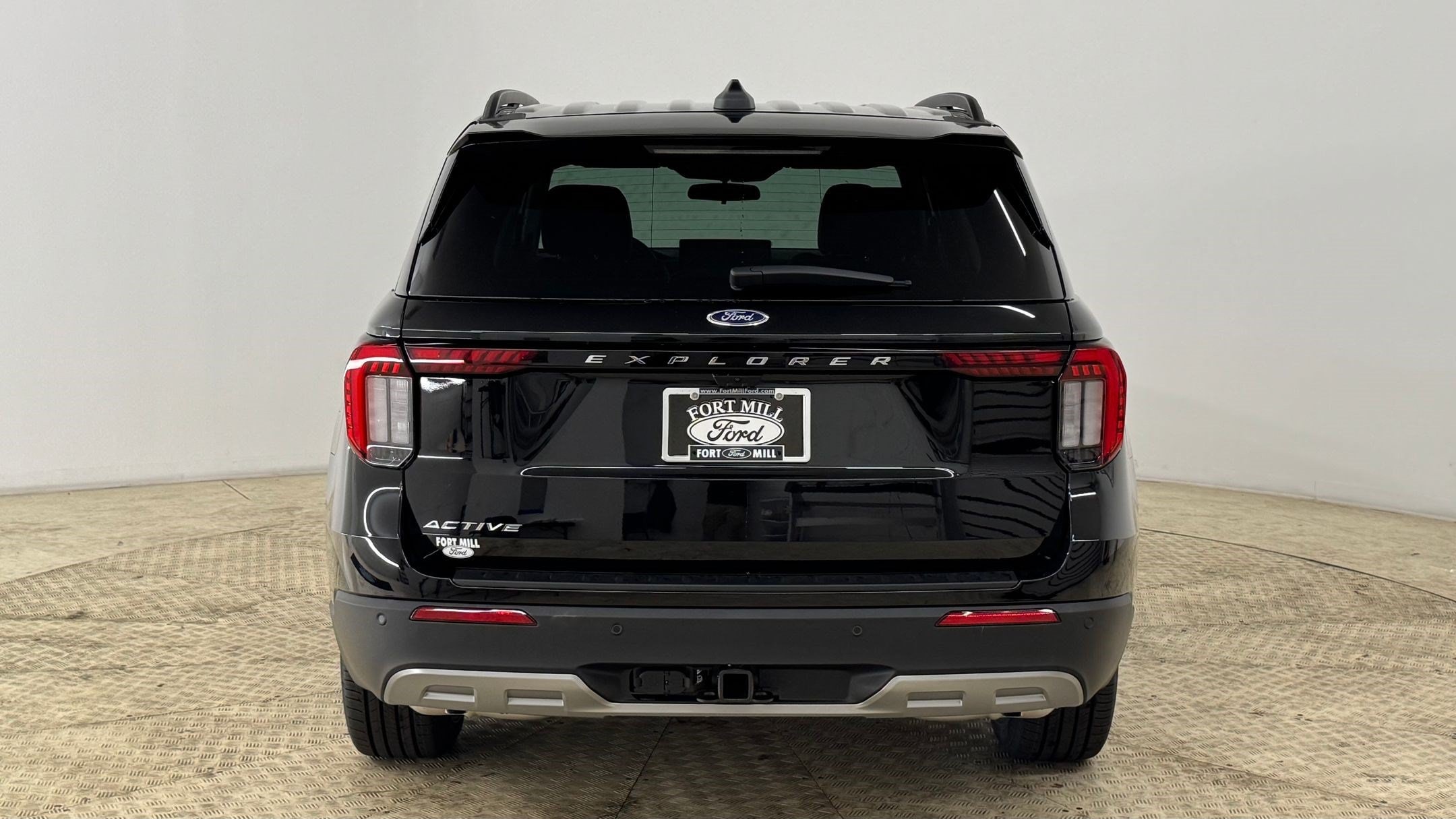 2026 Ford Explorer Active - Photo 10