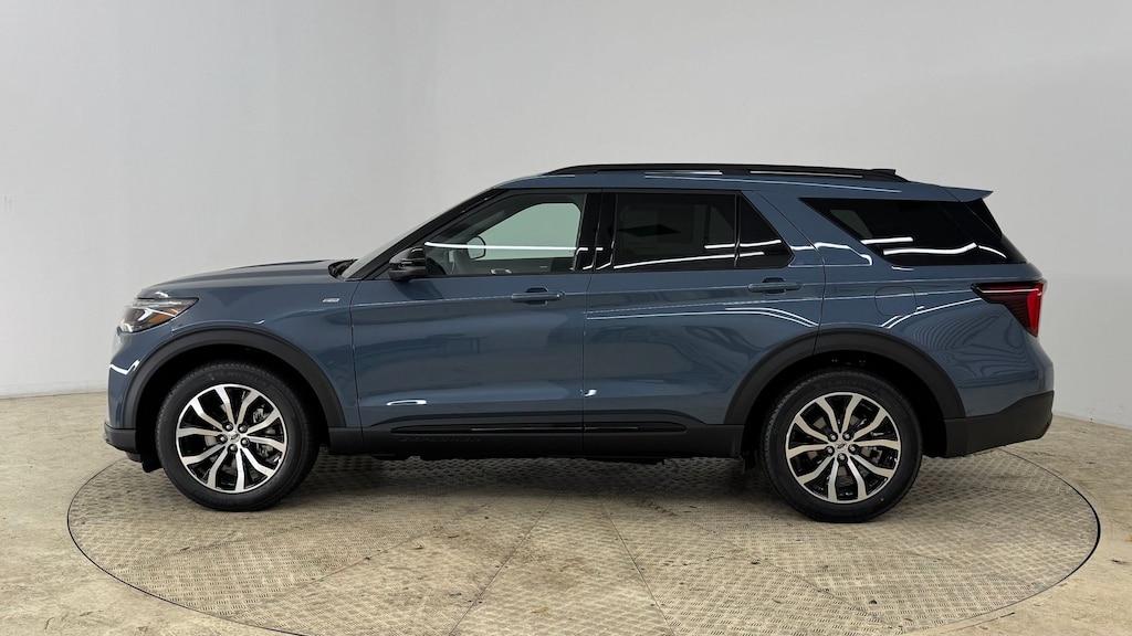 New 2026 Ford Explorer ST-Line SUV