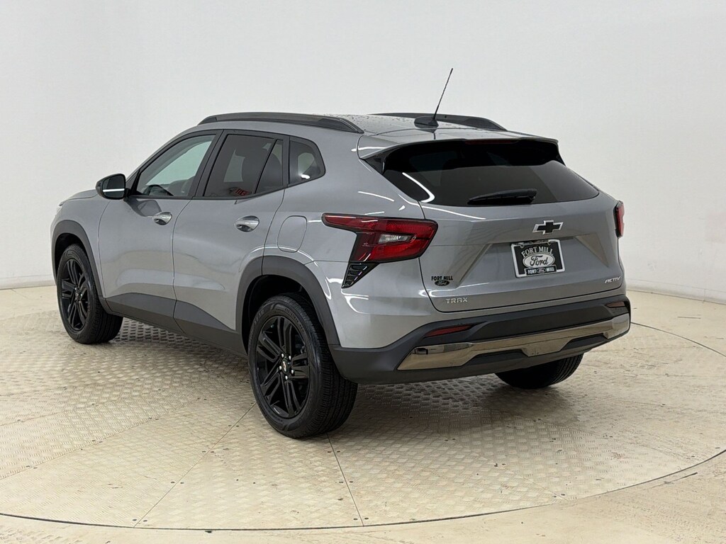 Used 2025 Chevrolet Trax ACTIV SUV