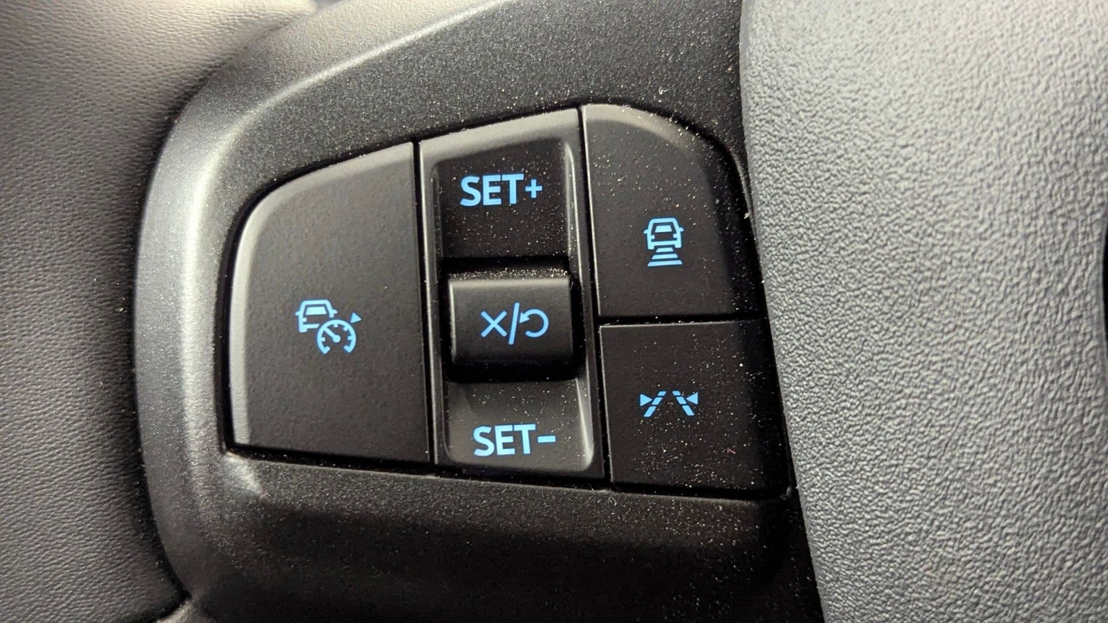 2025 Ford Mustang Mach-E Premium - Photo 16