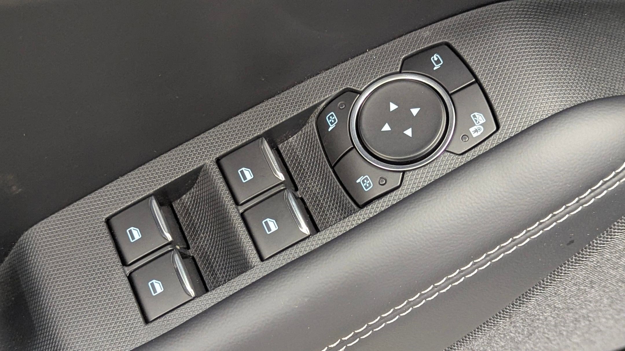 2025 Ford Mustang Mach-E Premium - Photo 12