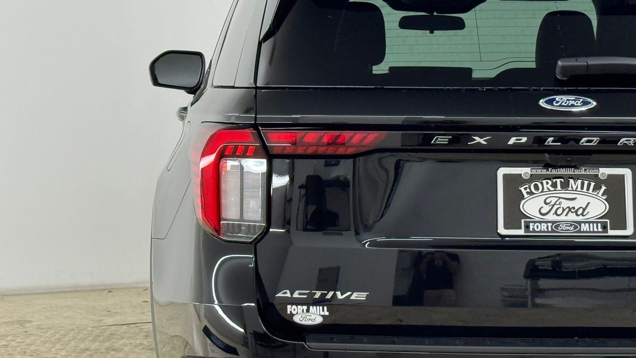 2026 Ford Explorer Active - Photo 13