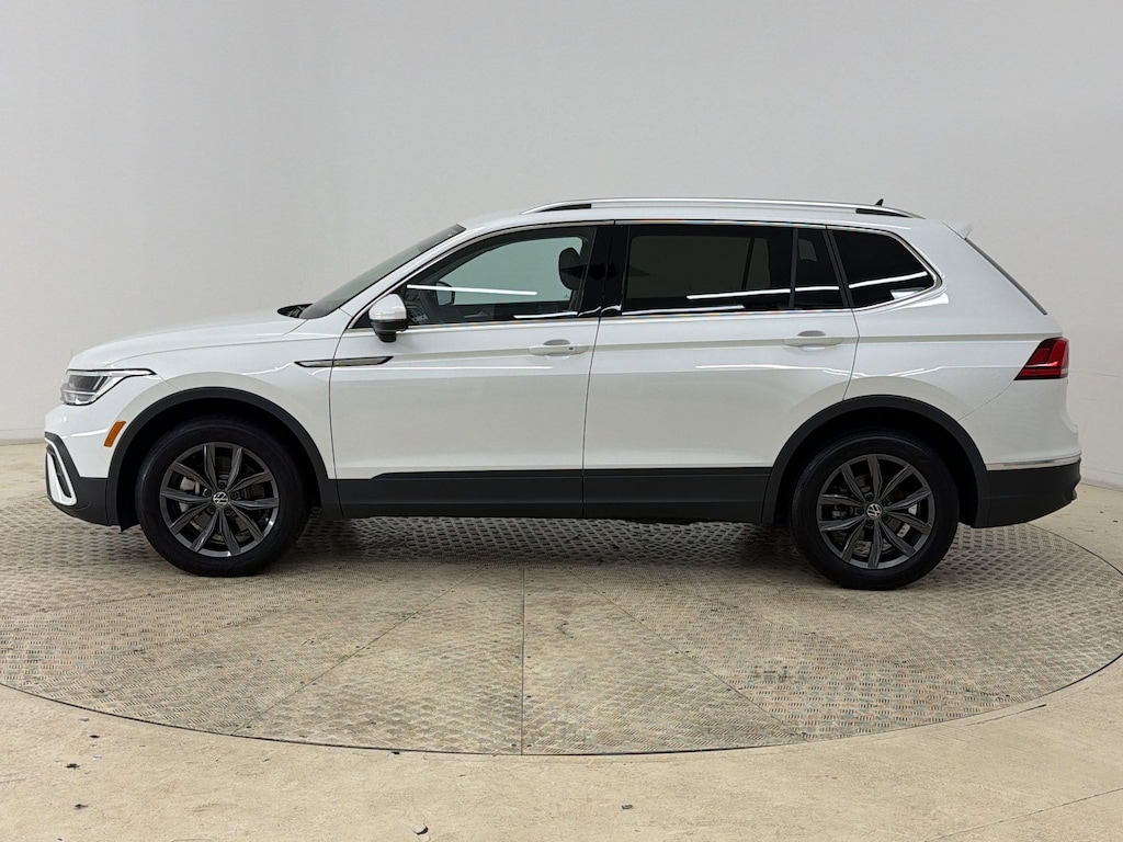 Used 2023 Volkswagen Tiguan SE SUV