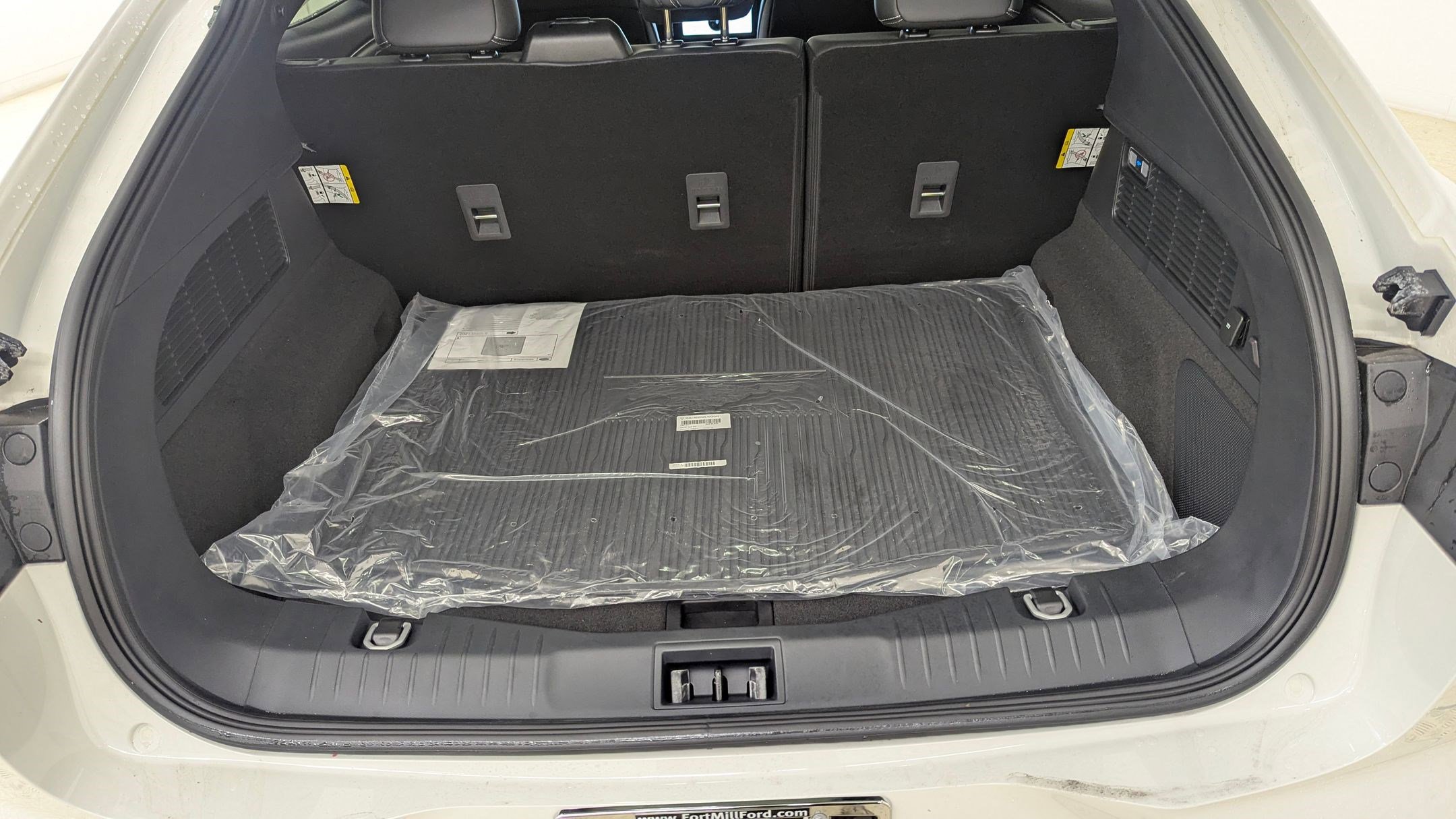 2025 Ford Mustang Mach-E Premium - Photo 20