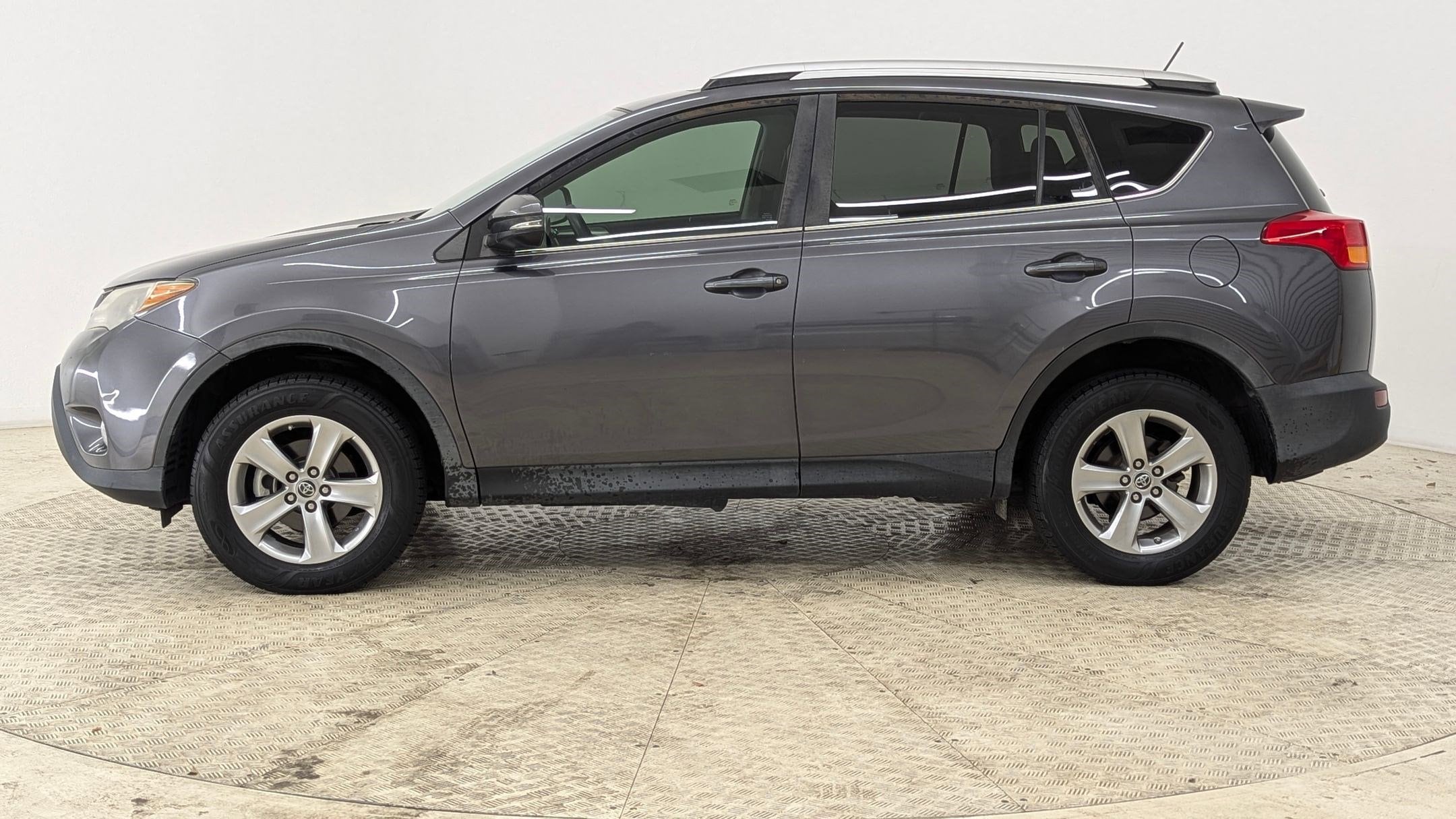 Used 2015 Toyota RAV4 XLE with VIN 2T3WFREV5FW199858 for sale in Fort Mill, SC