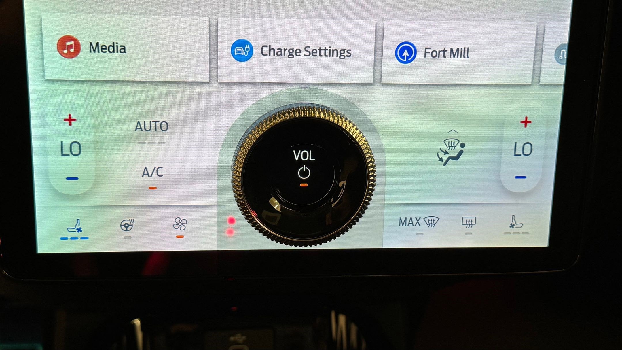 2025 Ford Mustang Mach-E Premium - Photo 22