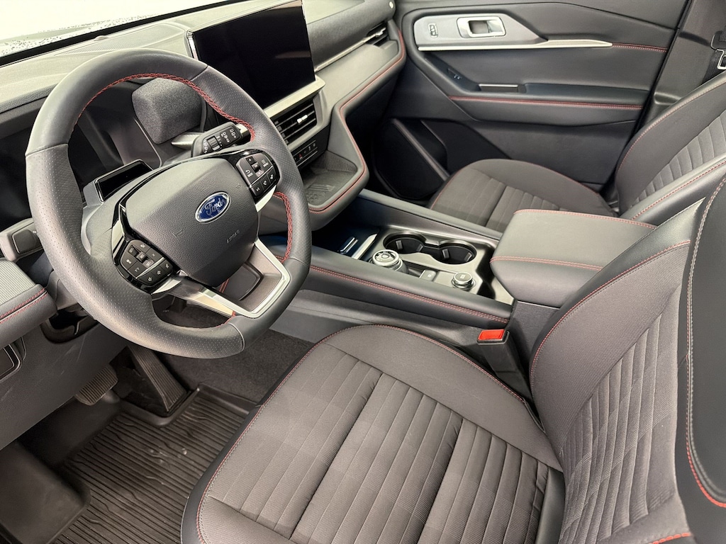 Used 2025 Ford Explorer ST-Line SUV