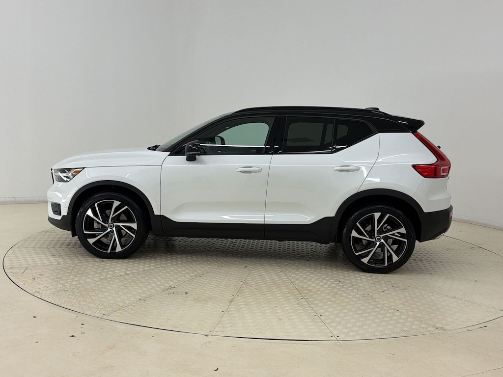 Certified 2019 Volvo XC40 R-Design SUV