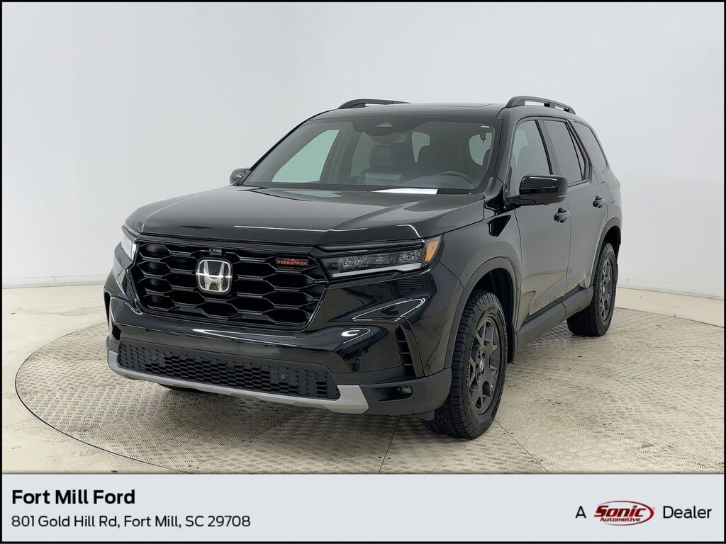 Used 2023 Honda Pilot TrailSport SUV