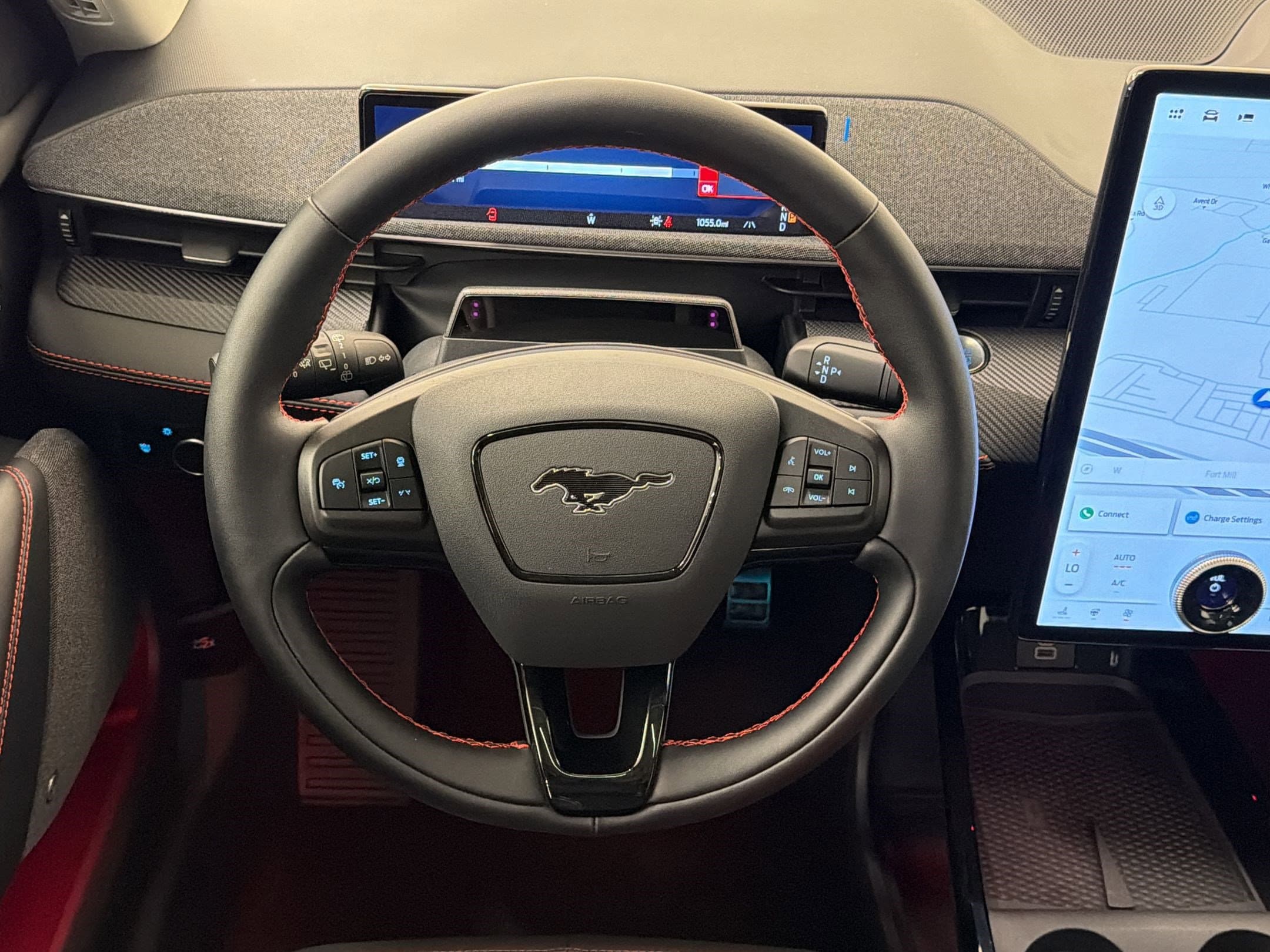 2025 Ford Mustang Mach-E Premium - Photo 16