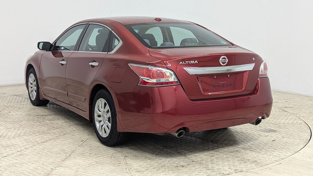 Used 2015 Nissan Altima 2.5 S Sedan