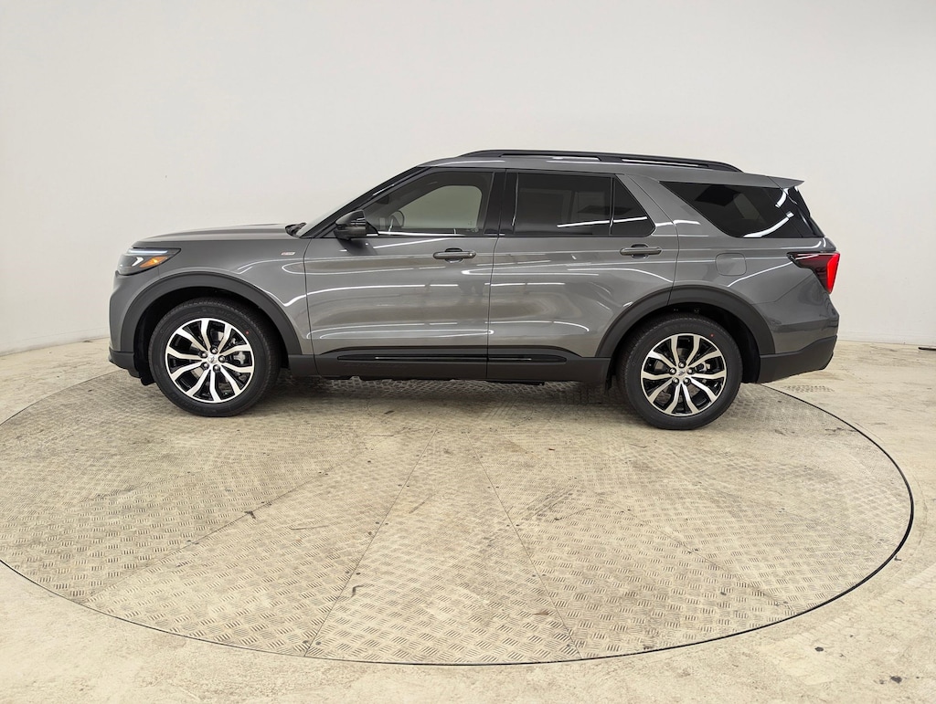 New 2026 Ford Explorer ST-Line SUV
