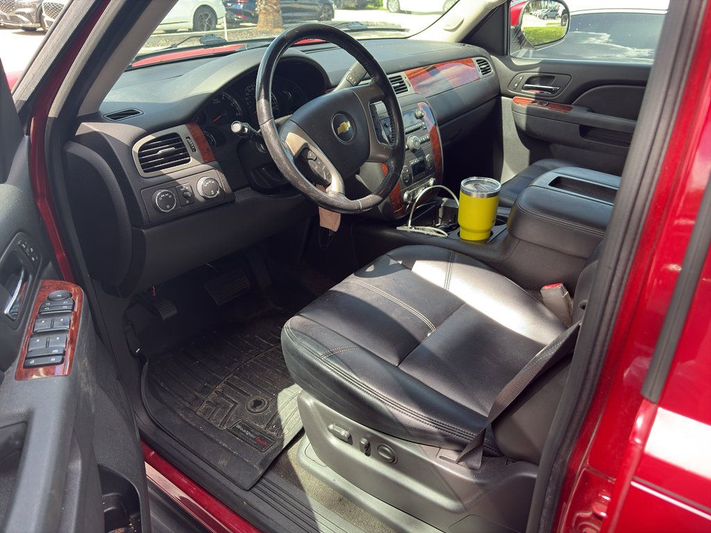 2013 Chevrolet Tahoe LT photo 4