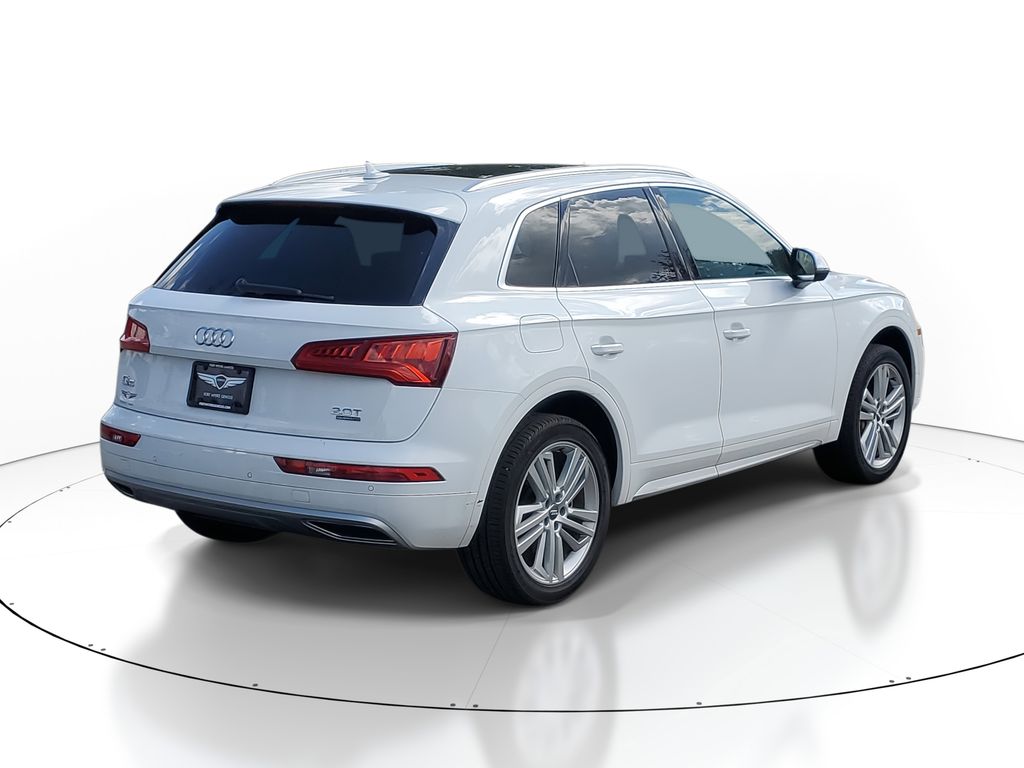 2018 Audi Q5 Premium Prestige photo 2