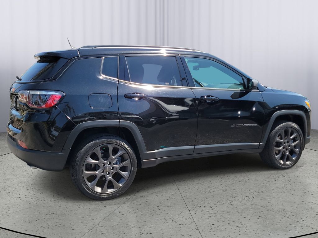 2021 Jeep Compass Anniversary Edition photo 3
