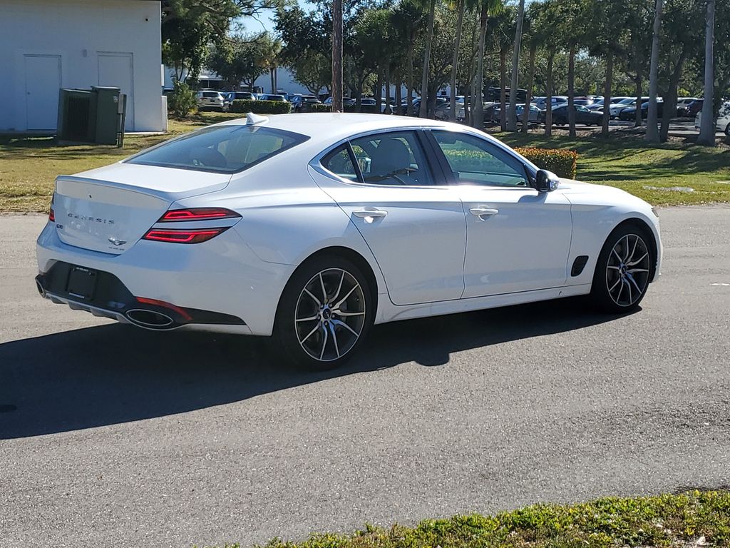 2025 Genesis G70 2.5T photo 3