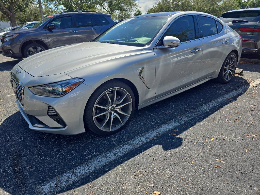 2019 Genesis G70 Prestige Dynamic 2.0T Sport photo 2