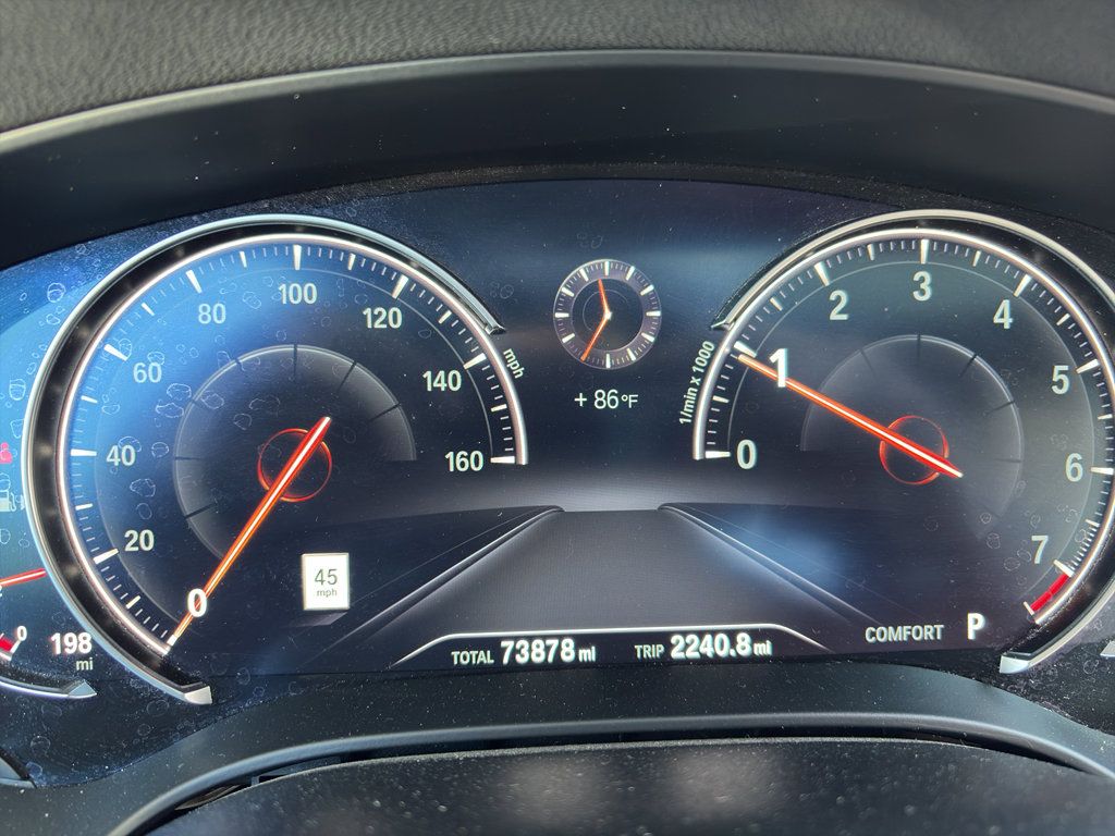 2018 Bmw 540i Sedan photo 3