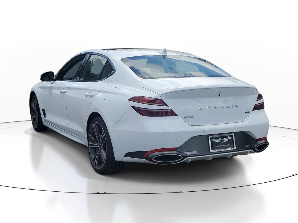 2024 Genesis G70 3.3T Sport Prestige photo 3