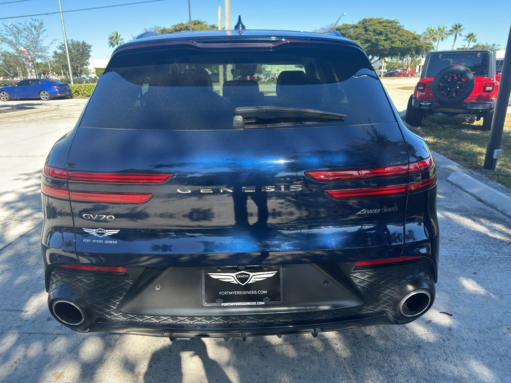 2023 Genesis GV70 3.5T Sport photo 4