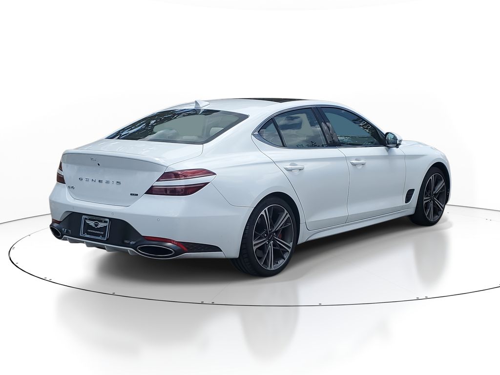 2024 Genesis G70 3.3T Sport Prestige photo 4