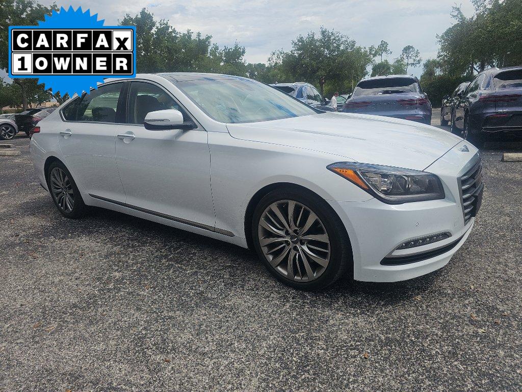 2015 Hyundai Genesis 5.0 RWD's photo