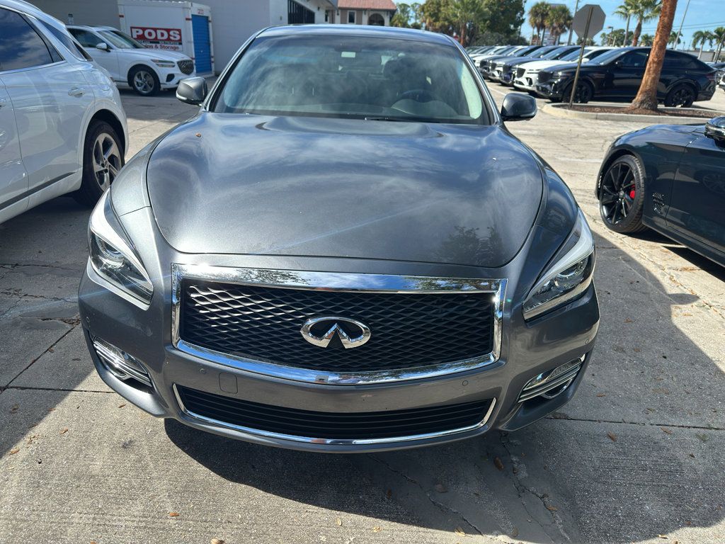 2016 Infiniti Q70 3.7 photo 3