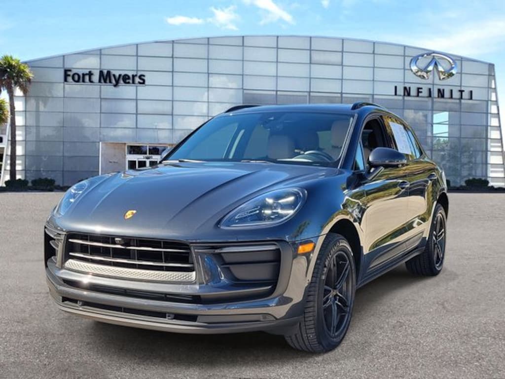 Used 2022 Porsche Macan Base SUV