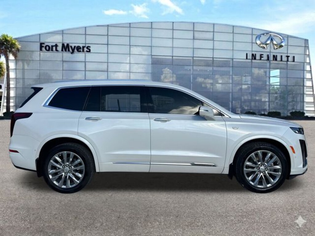 Used 2022 Cadillac XT6 Premium Luxury SUV